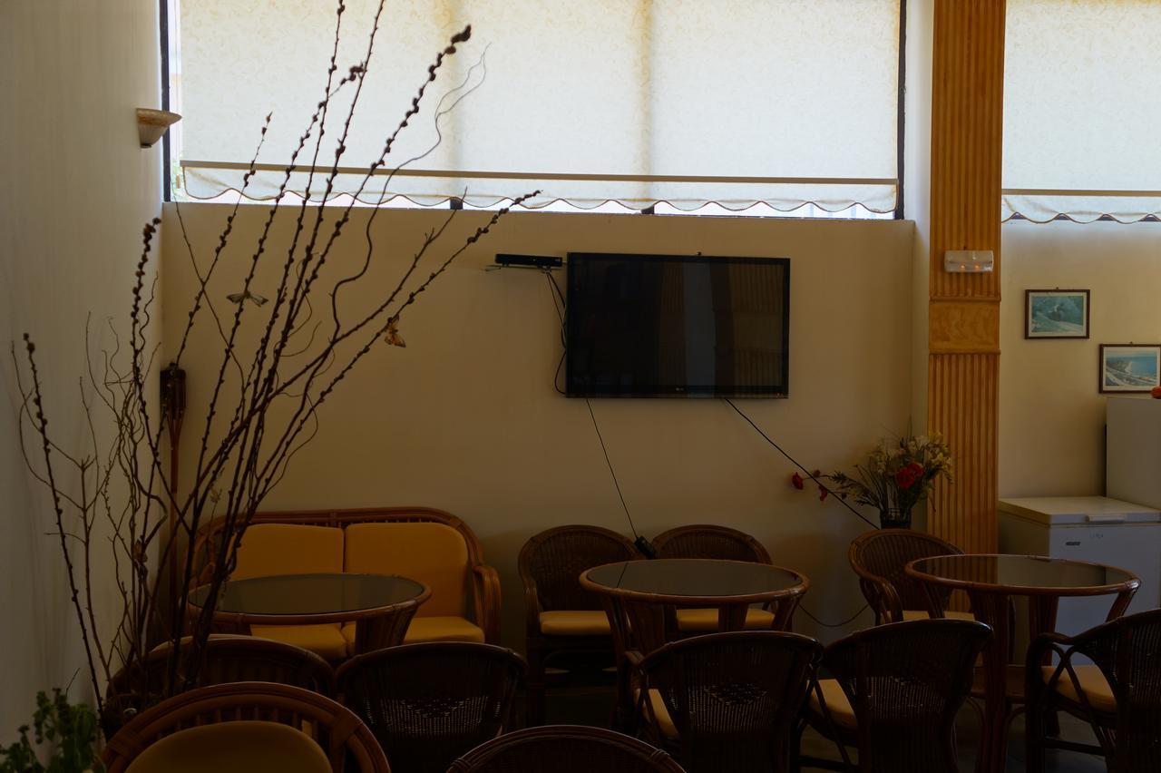 Отель Lemonies Диакоптон Экстерьер фото